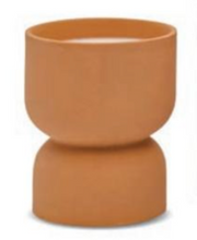 Load image into Gallery viewer, Wild Fig Hourglass Form Candle