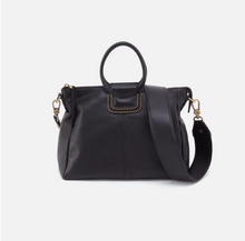 Load image into Gallery viewer, Pebble Black Medium Sheila Leather Bag
