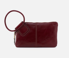 Load image into Gallery viewer, Winterberry Sable Wristlet
